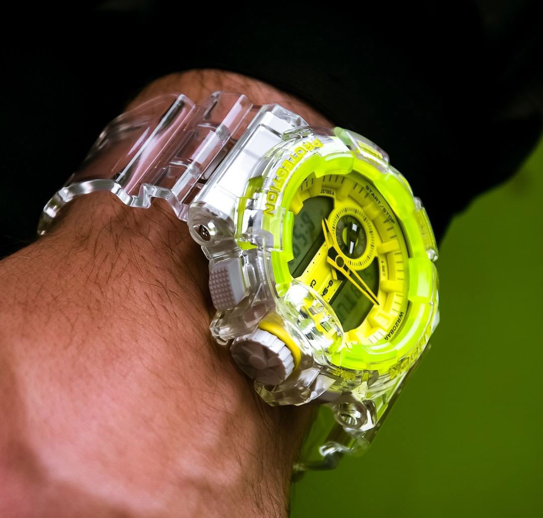 Японские наручные часы Casio G-SHOCK GA-400SK-1A9ER с хронографом