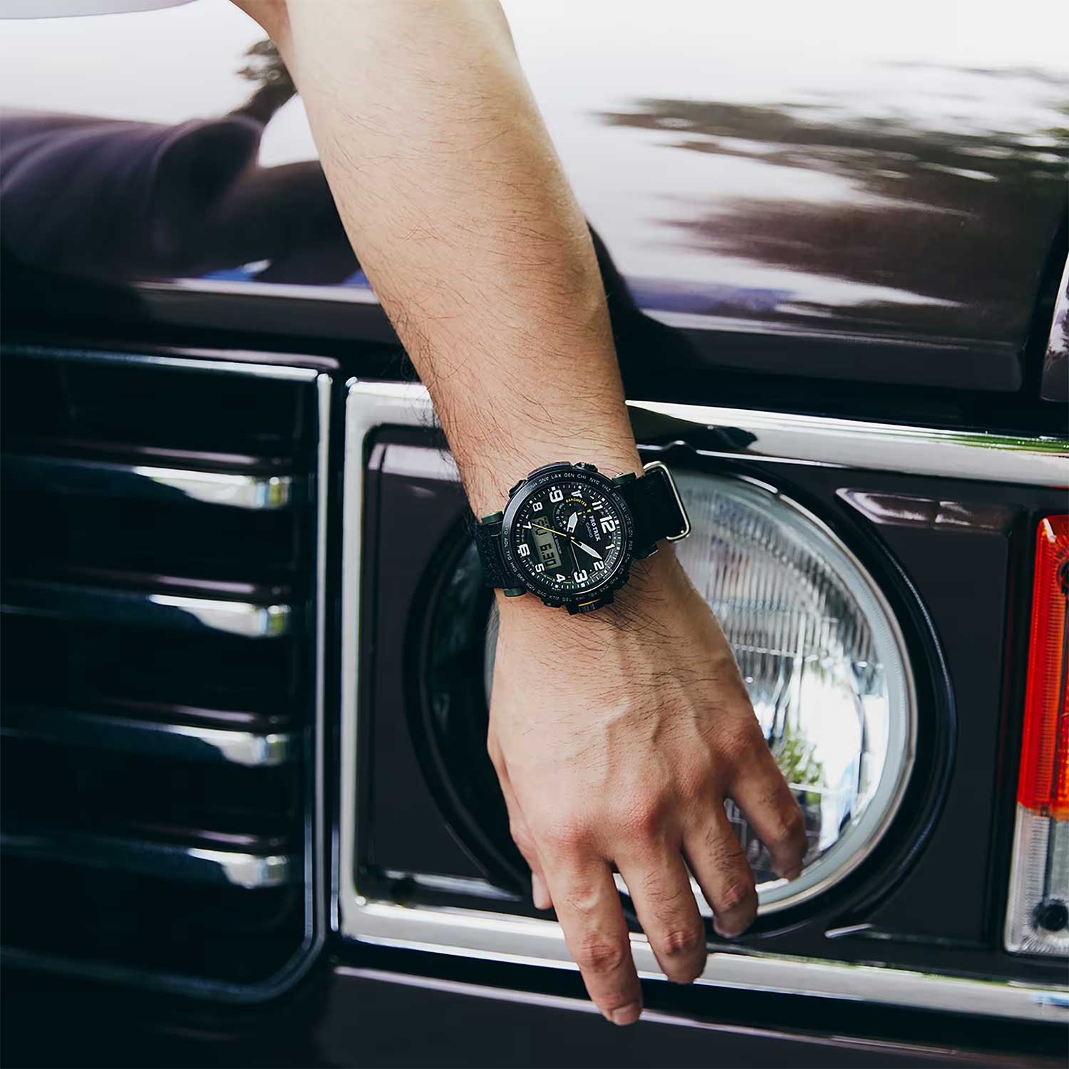 Японские наручные часы Casio Pro Trek PRG-601YB-3 с хронографом