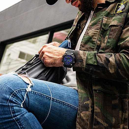 Японские наручные часы Casio G-SHOCK GA-900VB-1AER с хронографом