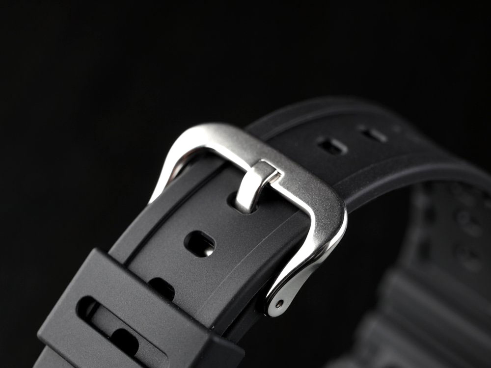 Японские наручные часы Casio G-SHOCK GW-5000U-1ER с хронографом