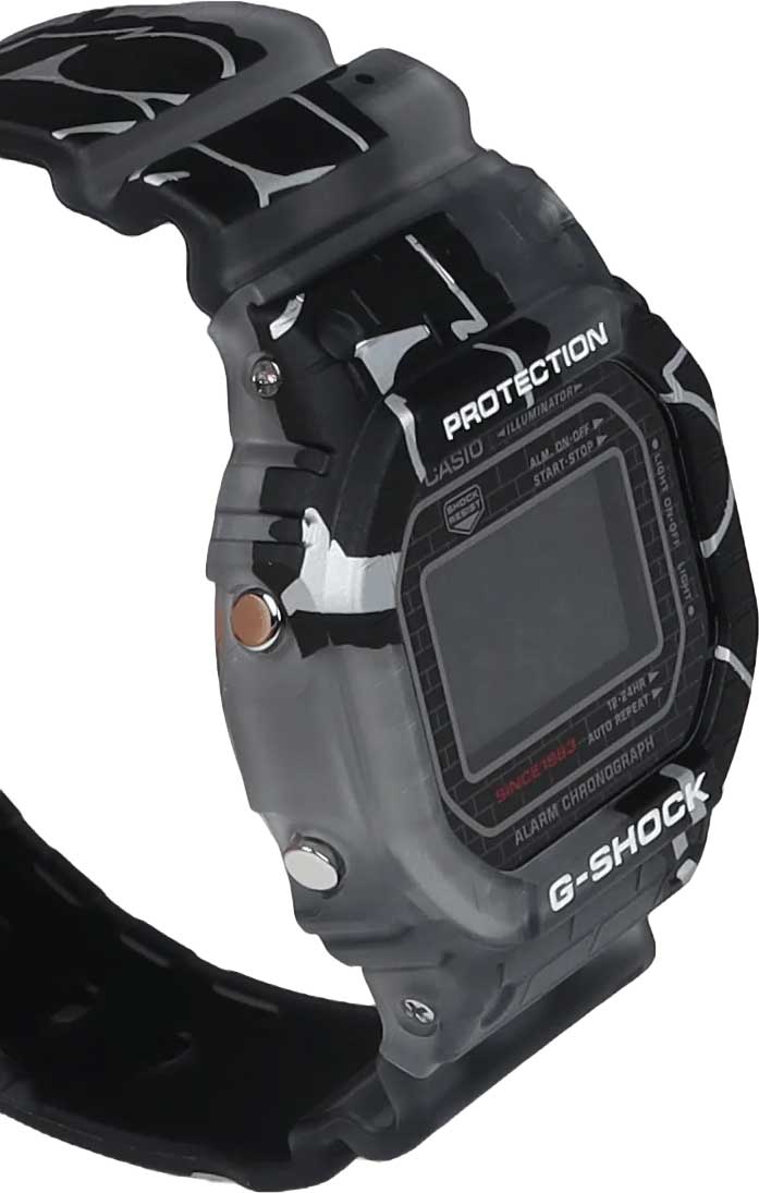 Японские наручные часы CASIO G-SHOCK DW-5000SS-1