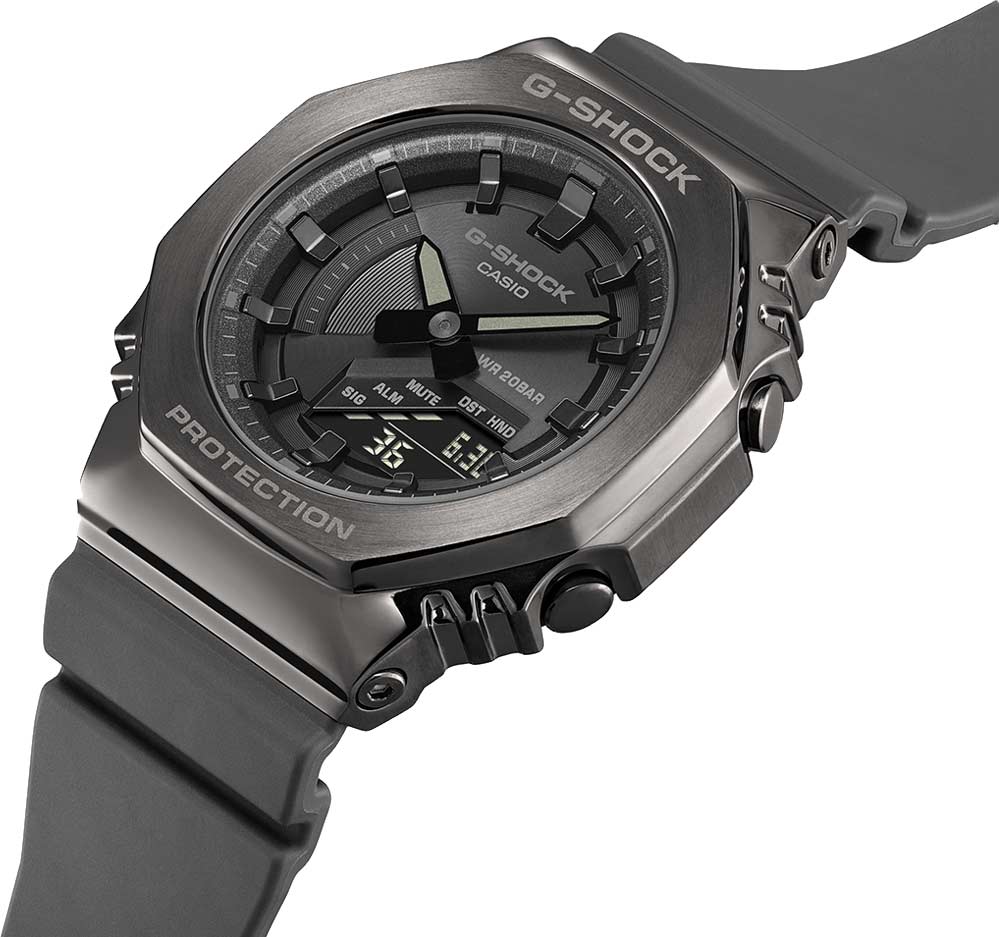 Японские наручные часы Casio G-SHOCK GM-S2100B-8AER с хронографом