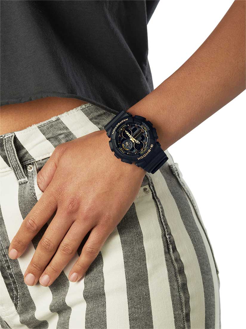 Японские наручные часы Casio G-SHOCK GMA-S140M-1AER с хронографом