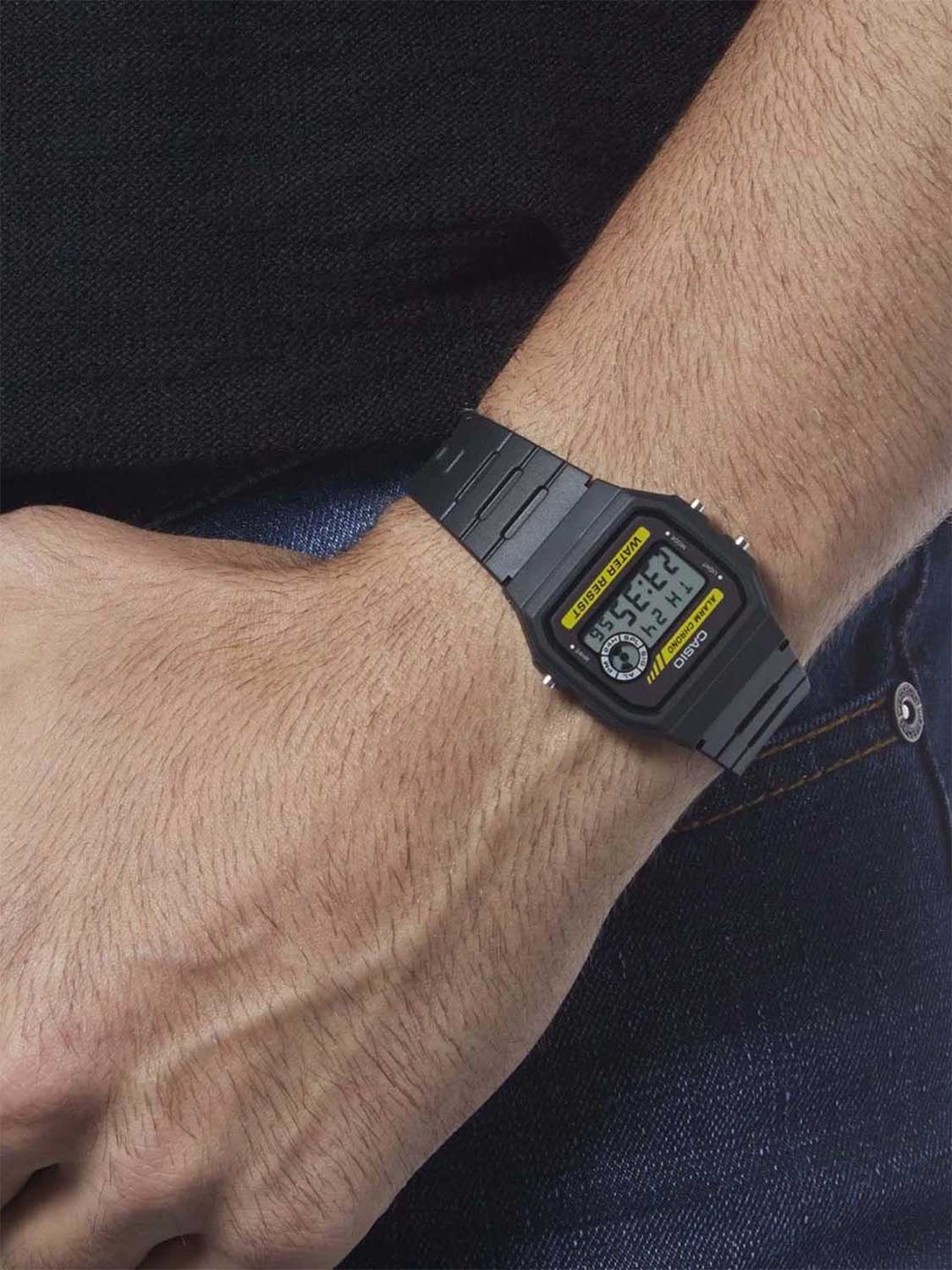 Японские наручные часы Casio Collection F-94WA-9D с хронографом