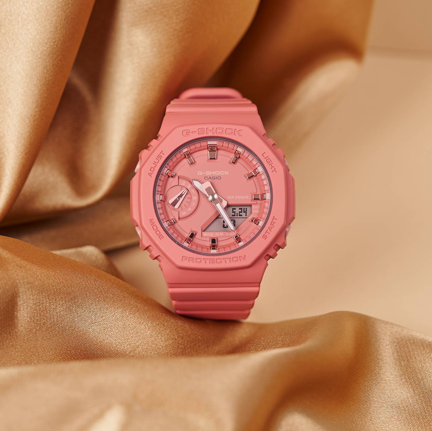 Японские наручные часы Casio G-SHOCK GMA-S2100-4A2ER с хронографом