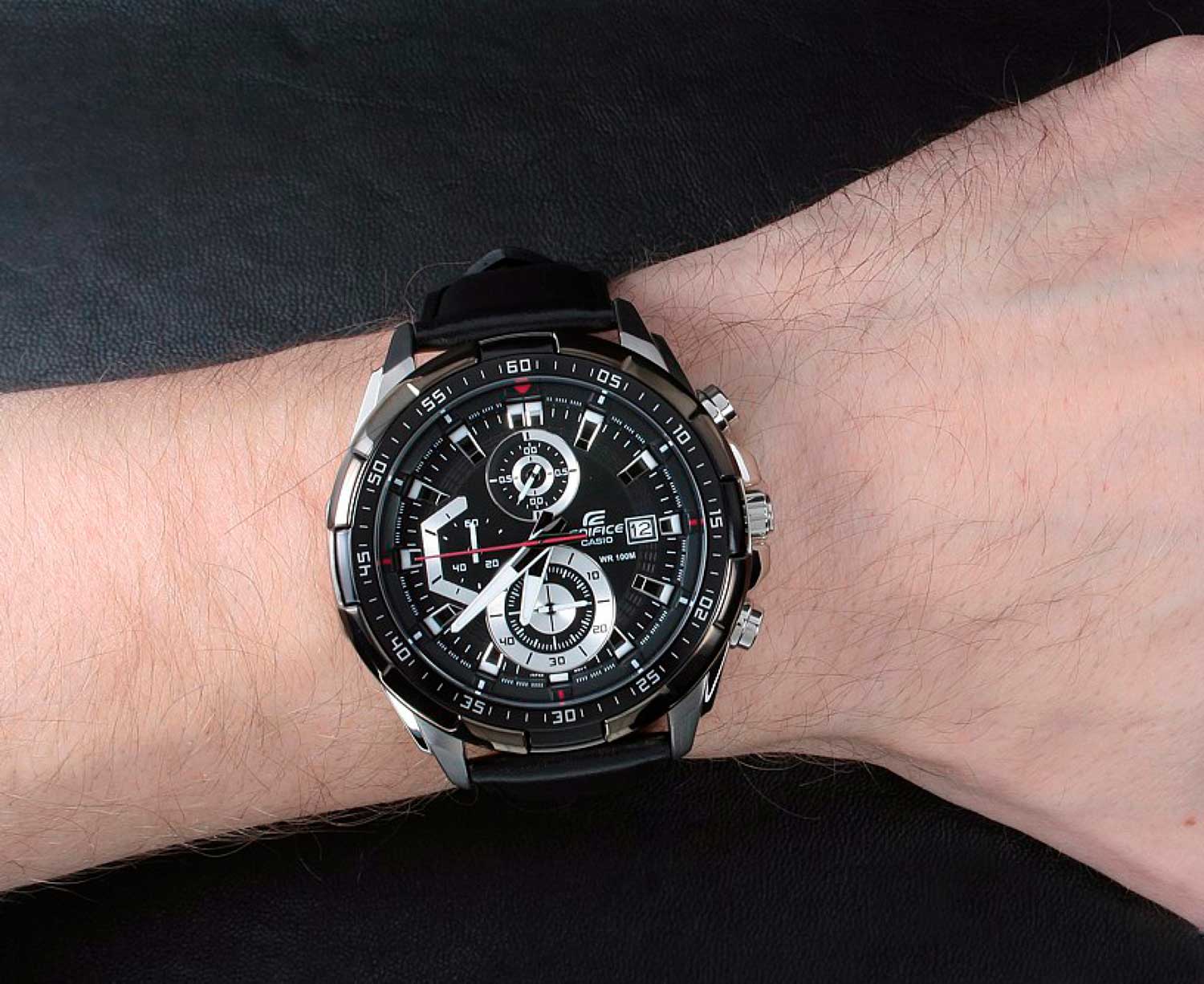 Японские наручные часы Casio Edifice EFR-539L-1A с хронографом