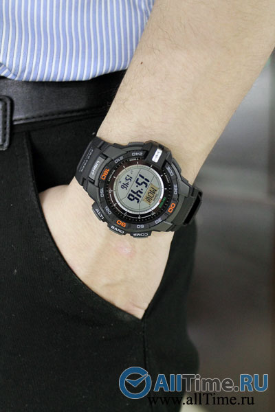 Японские наручные часы Casio Pro Trek PRG-270-1E с хронографом