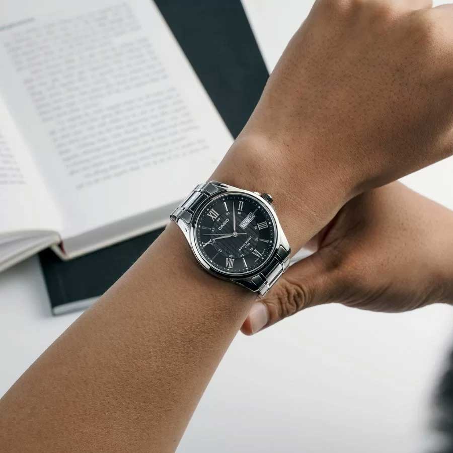 Японские наручные часы Casio Collection MTP-1384D-1A