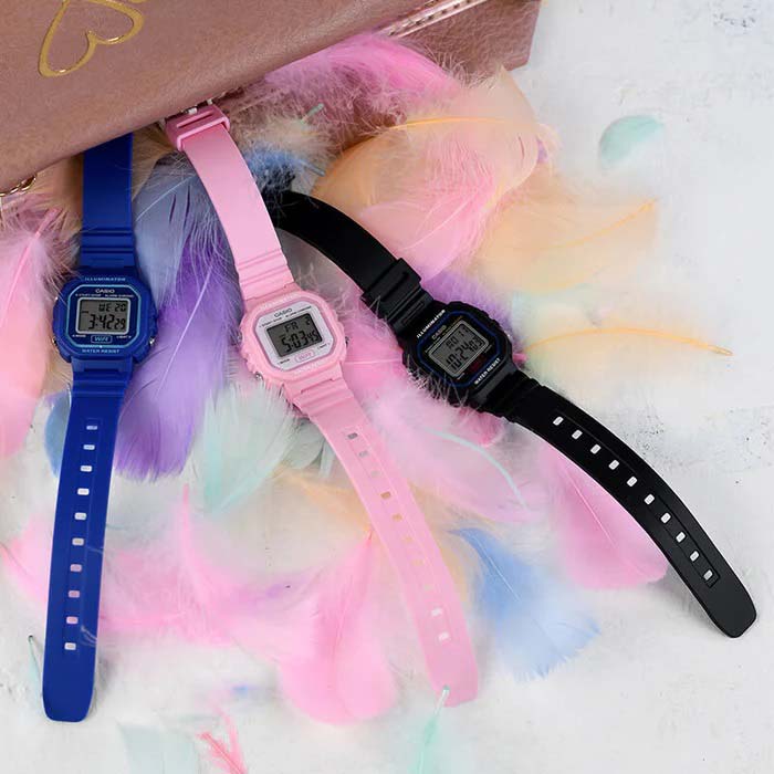 Японские наручные часы Casio Collection LA-20WH-2A с хронографом