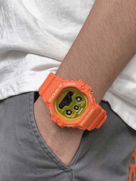 Японские наручные часы Casio G-SHOCK DW-5900TS-4 с хронографом