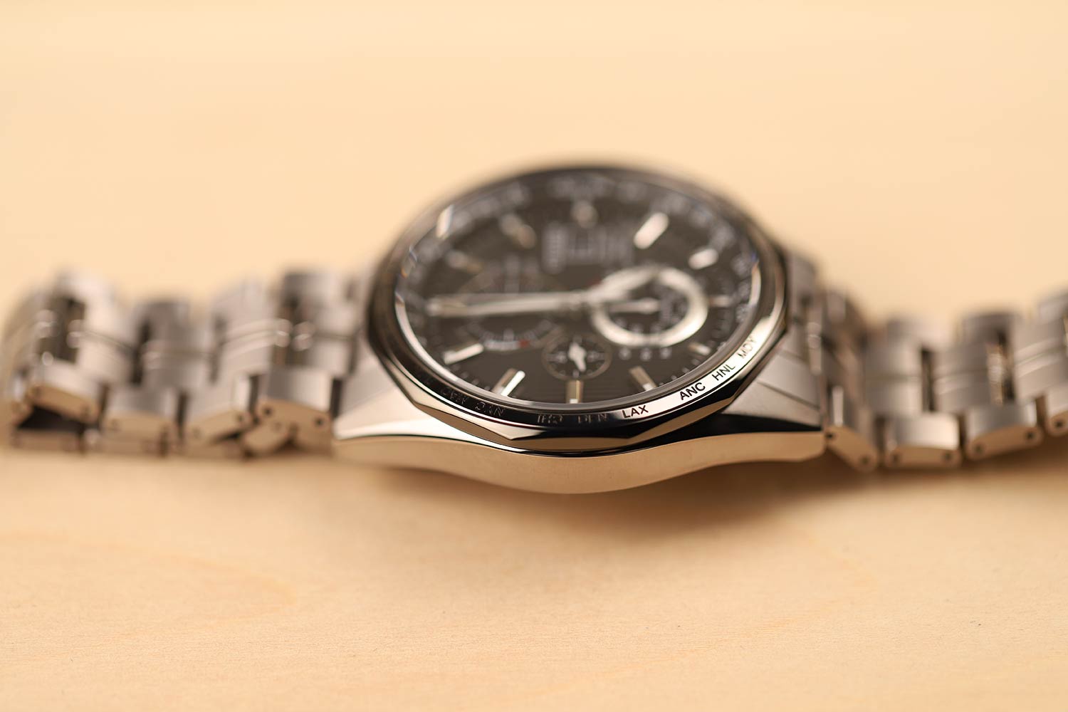 Японские титановые наручные часы Citizen AT8218-81E с хронографом