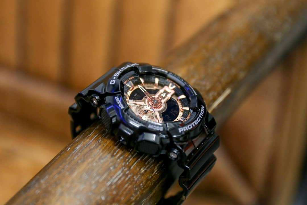 Японские наручные часы Casio G-SHOCK GA-110MMC-1AER с хронографом