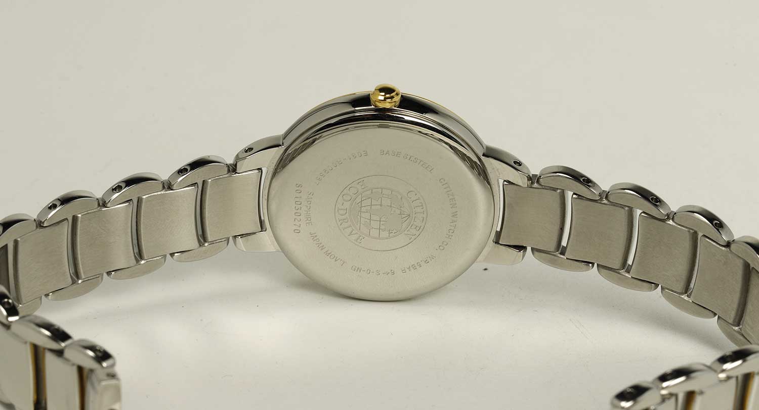 Японские наручные часы Citizen EM0674-81A