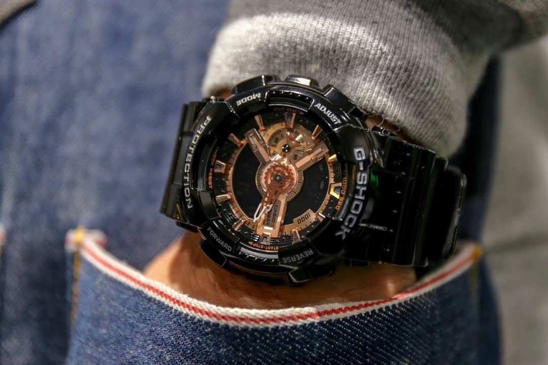 Японские наручные часы Casio G-SHOCK GA-110MMC-1AER с хронографом