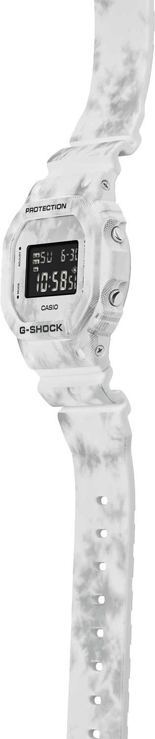 Японские наручные часы Casio G-SHOCK DW-5600GC-7ER с хронографом