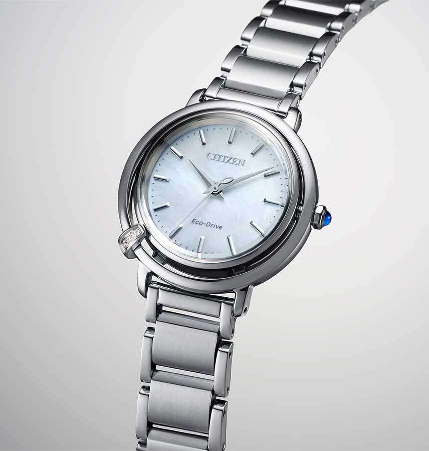 Японские наручные часы Citizen EM1090-60D