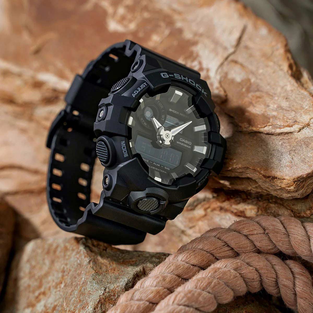 Японские наручные часы CASIO G-SHOCK GA-700-1B