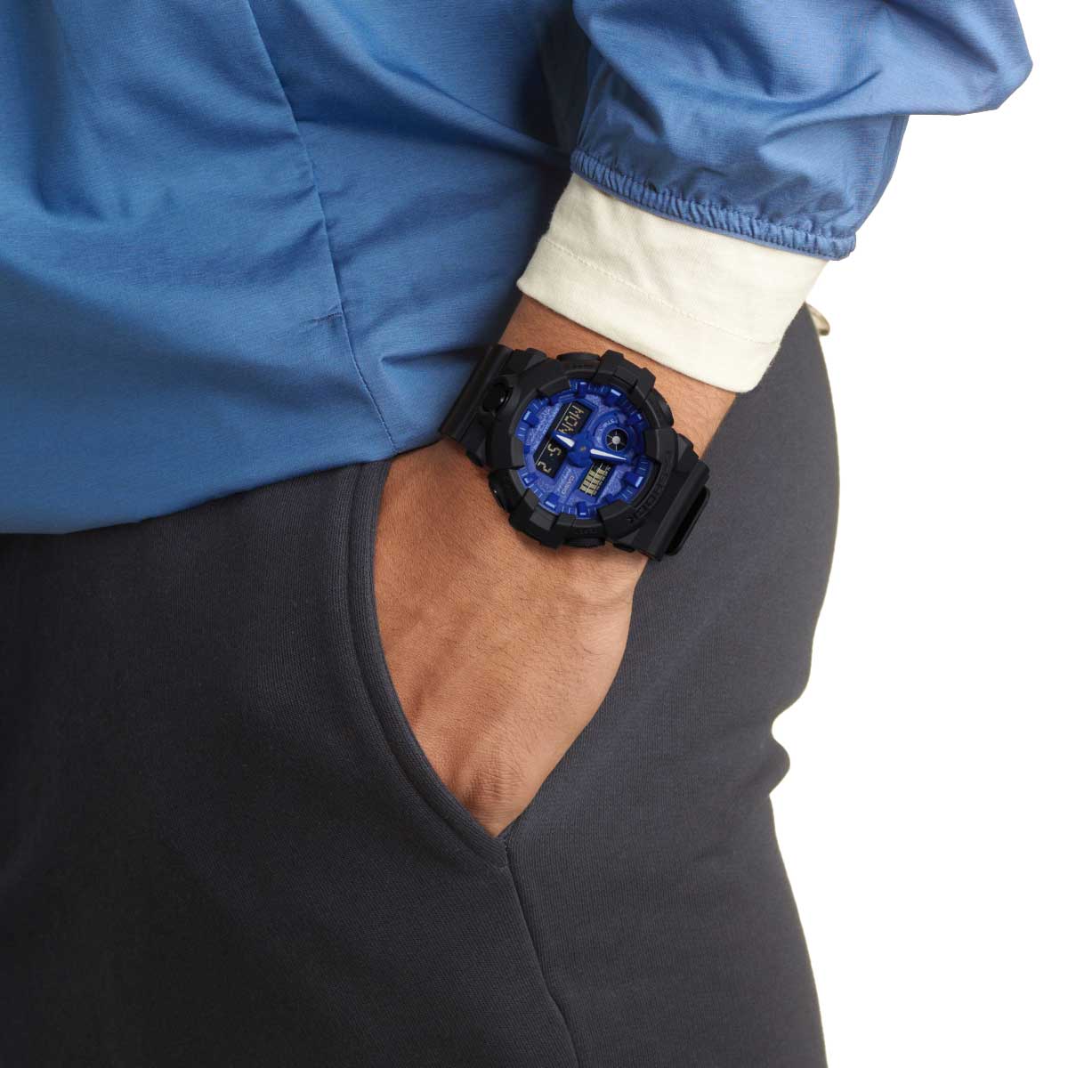 Японские наручные часы Casio G-SHOCK GA-700BP-1A с хронографом