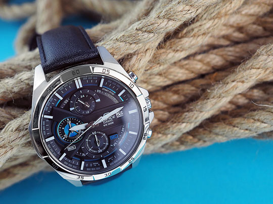 Японские наручные часы CASIO EDIFICE EFR-556L-1A