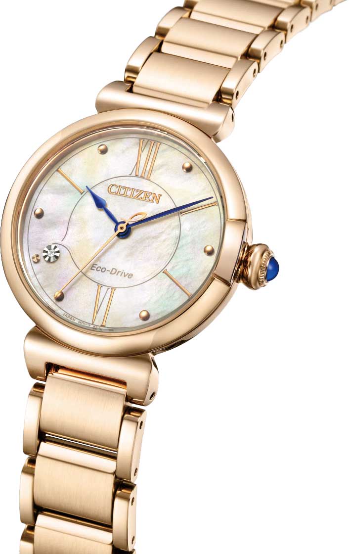 Японские наручные часы CITIZEN  EM1073-85Y