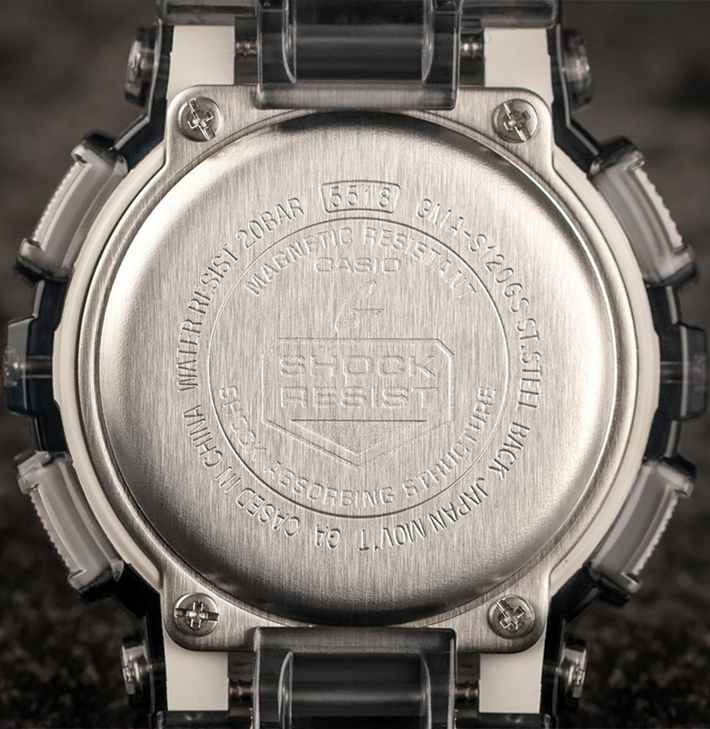 Японские наручные часы Casio G-SHOCK GMA-S120GS-8AER с хронографом