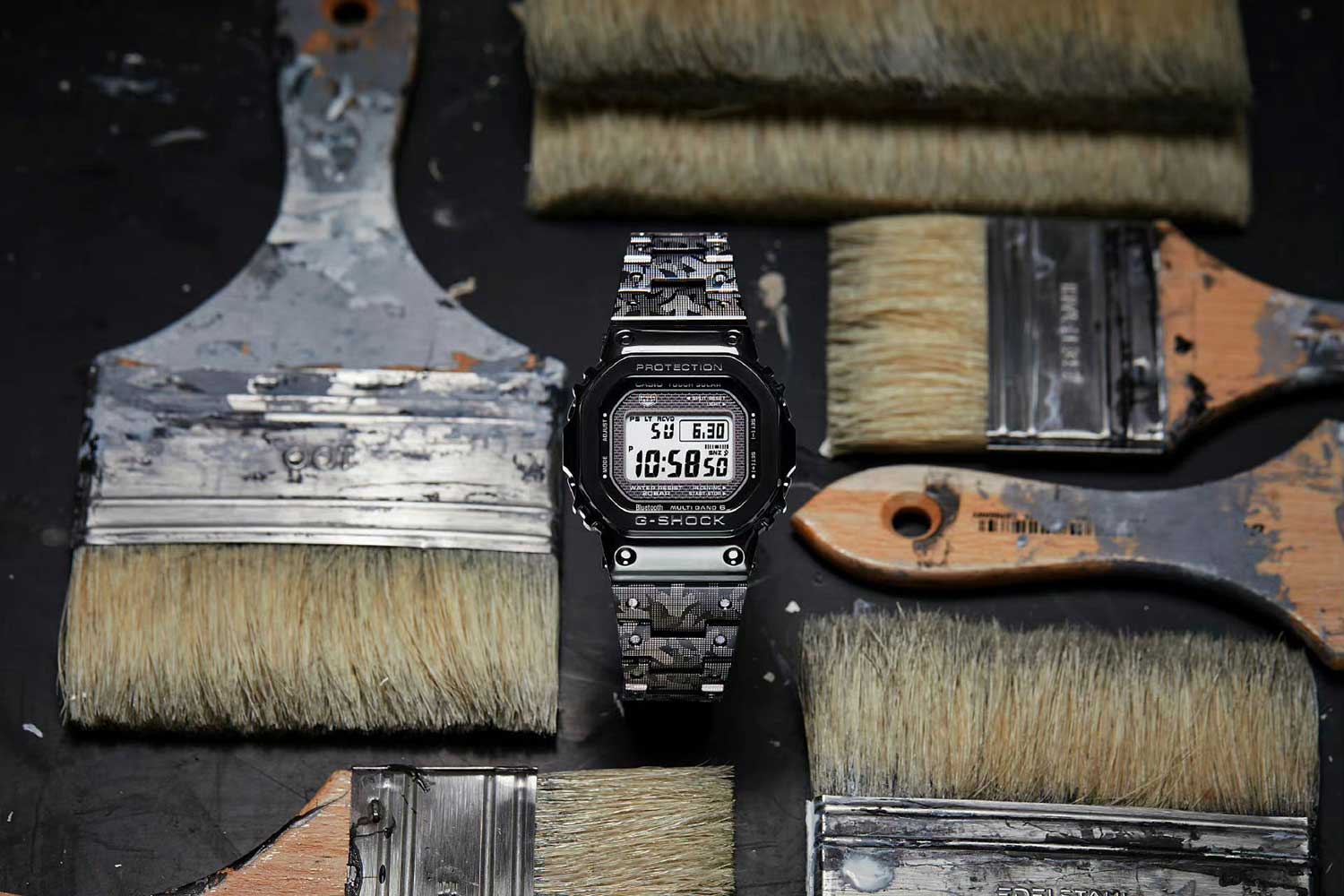 Японские наручные часы Casio G-SHOCK GMW-B5000EH-1ER с хронографом