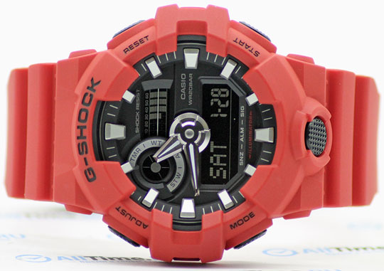 Японские наручные часы Casio G-SHOCK GA-700-4A с хронографом